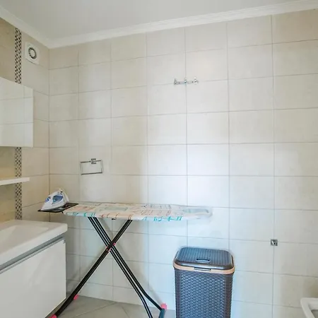 Villa Kalkan'da Denize Sifir Havuzlu *